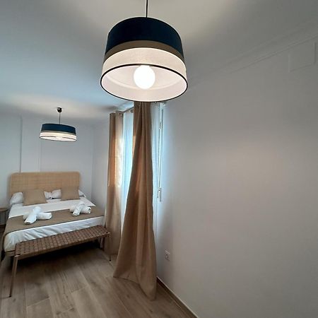 Ferienwohnung Edificio Amarillo En El Barrio Alicante Exterior foto