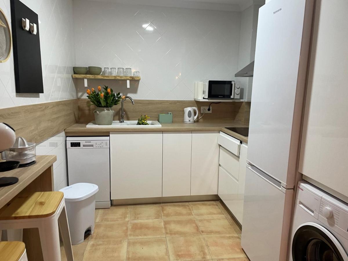 Ferienwohnung Edificio Amarillo En El Barrio Alicante Exterior foto