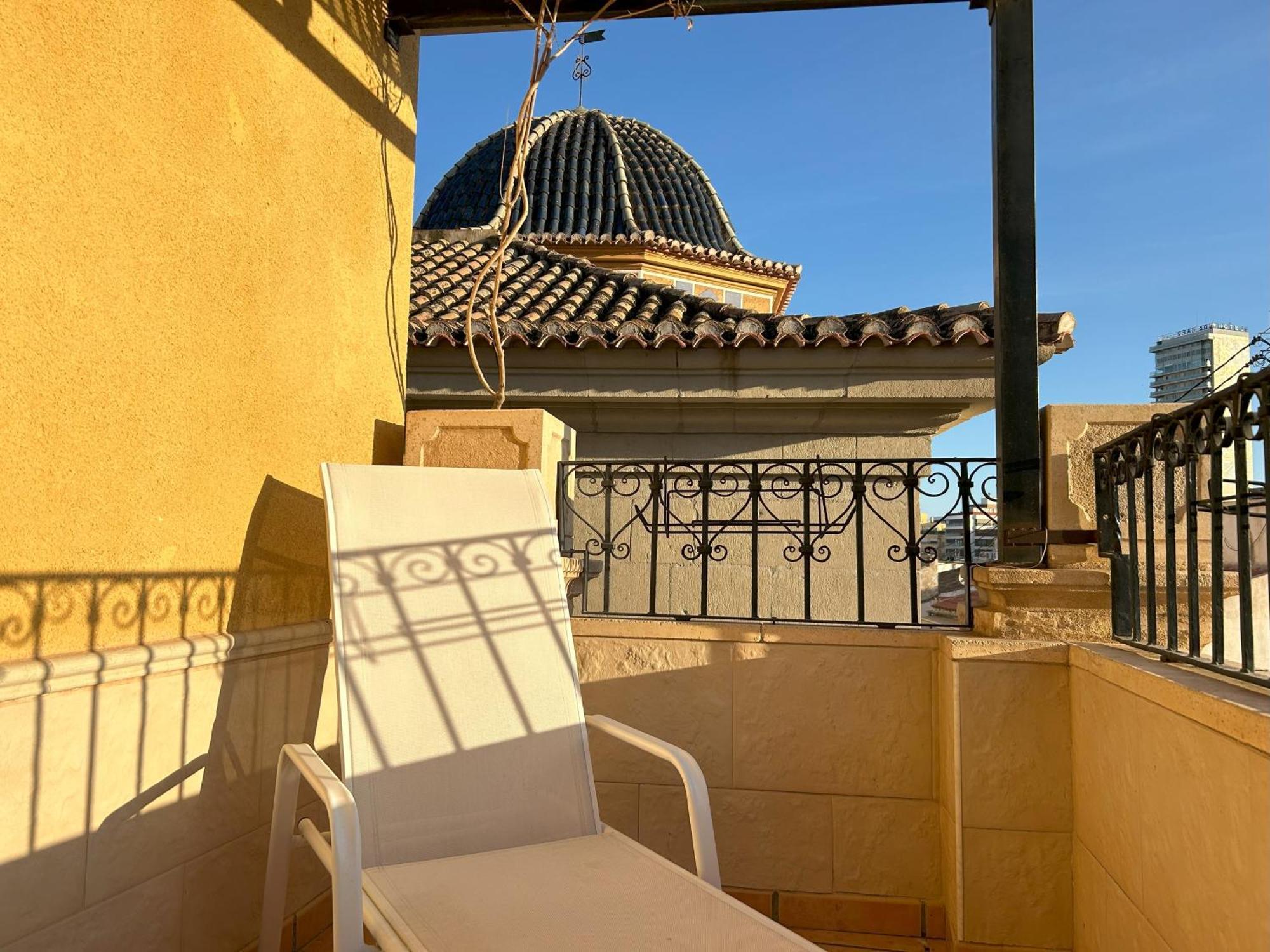 Ferienwohnung Edificio Amarillo En El Barrio Alicante Exterior foto